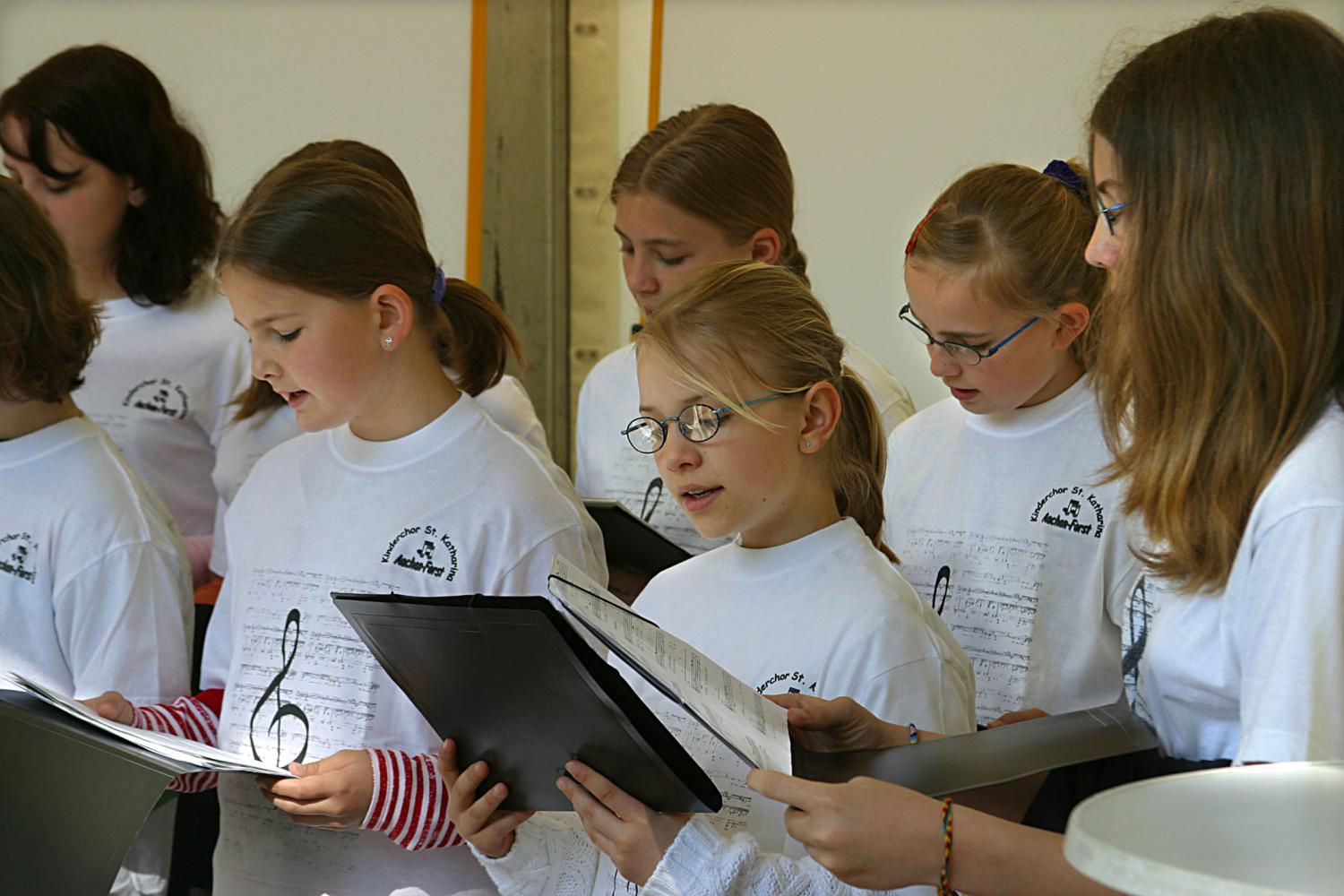 kinderchorfoto_pfarrbriefservice