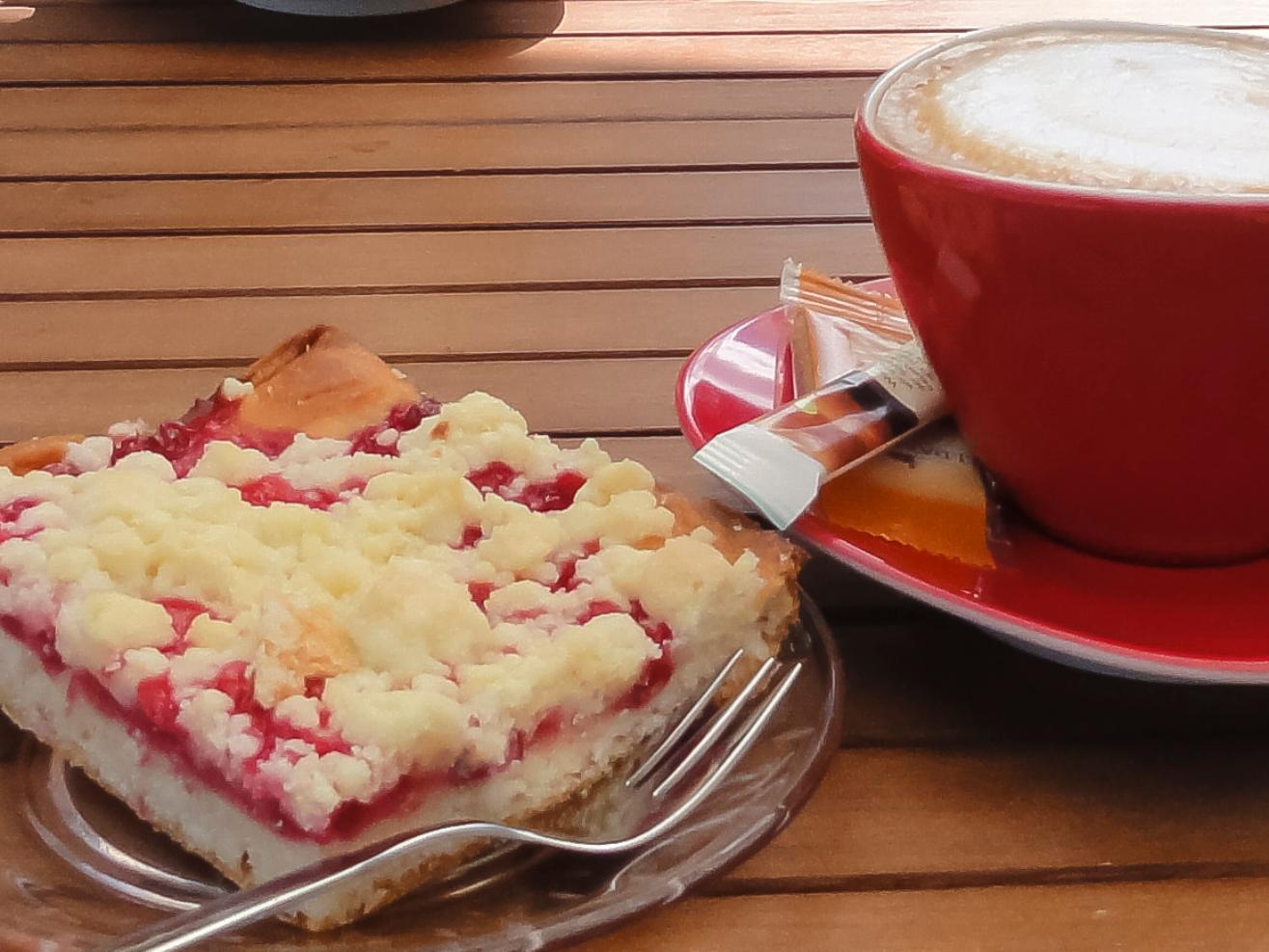 CAFÉ